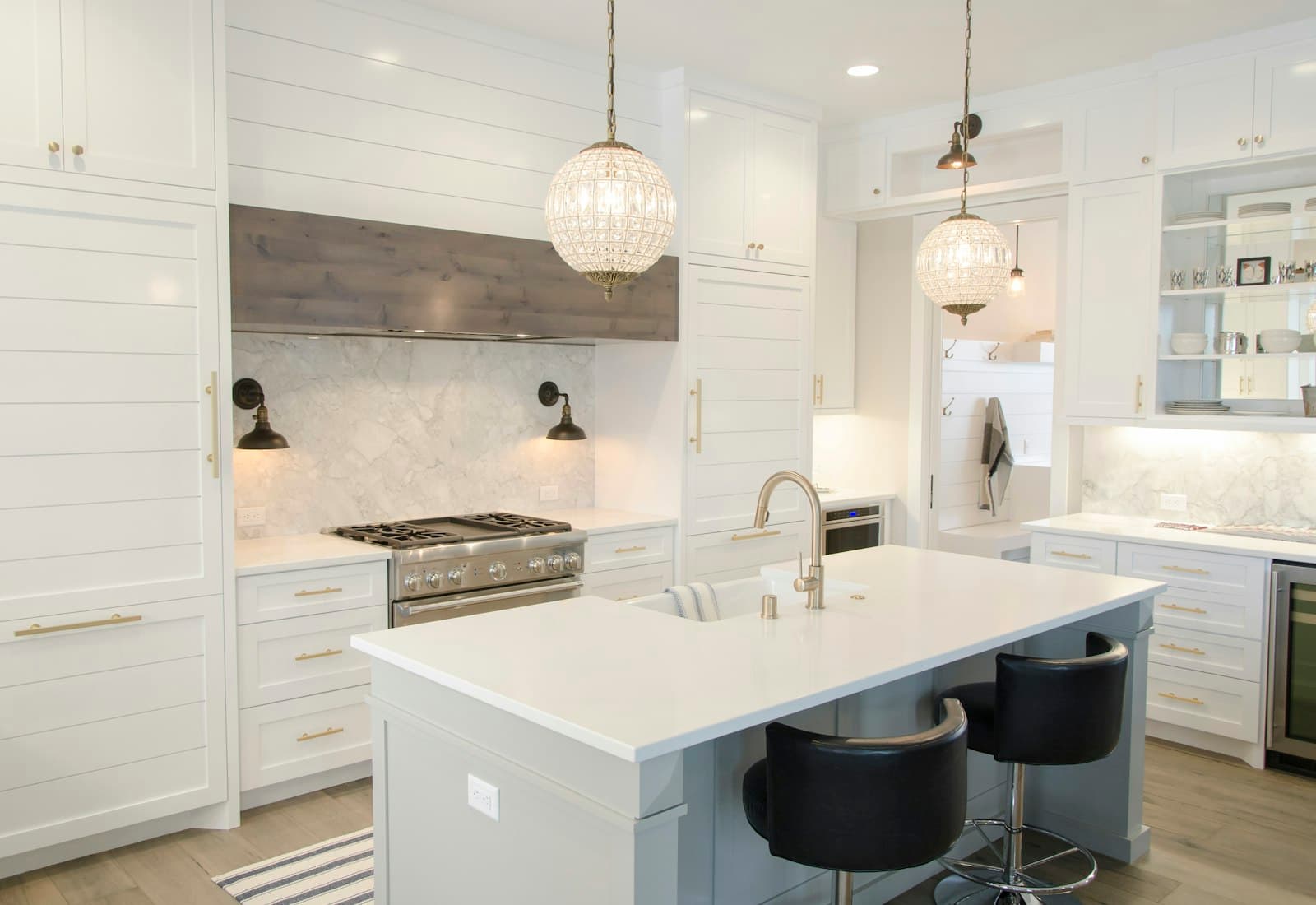 Marble & Light — Modular kitchen